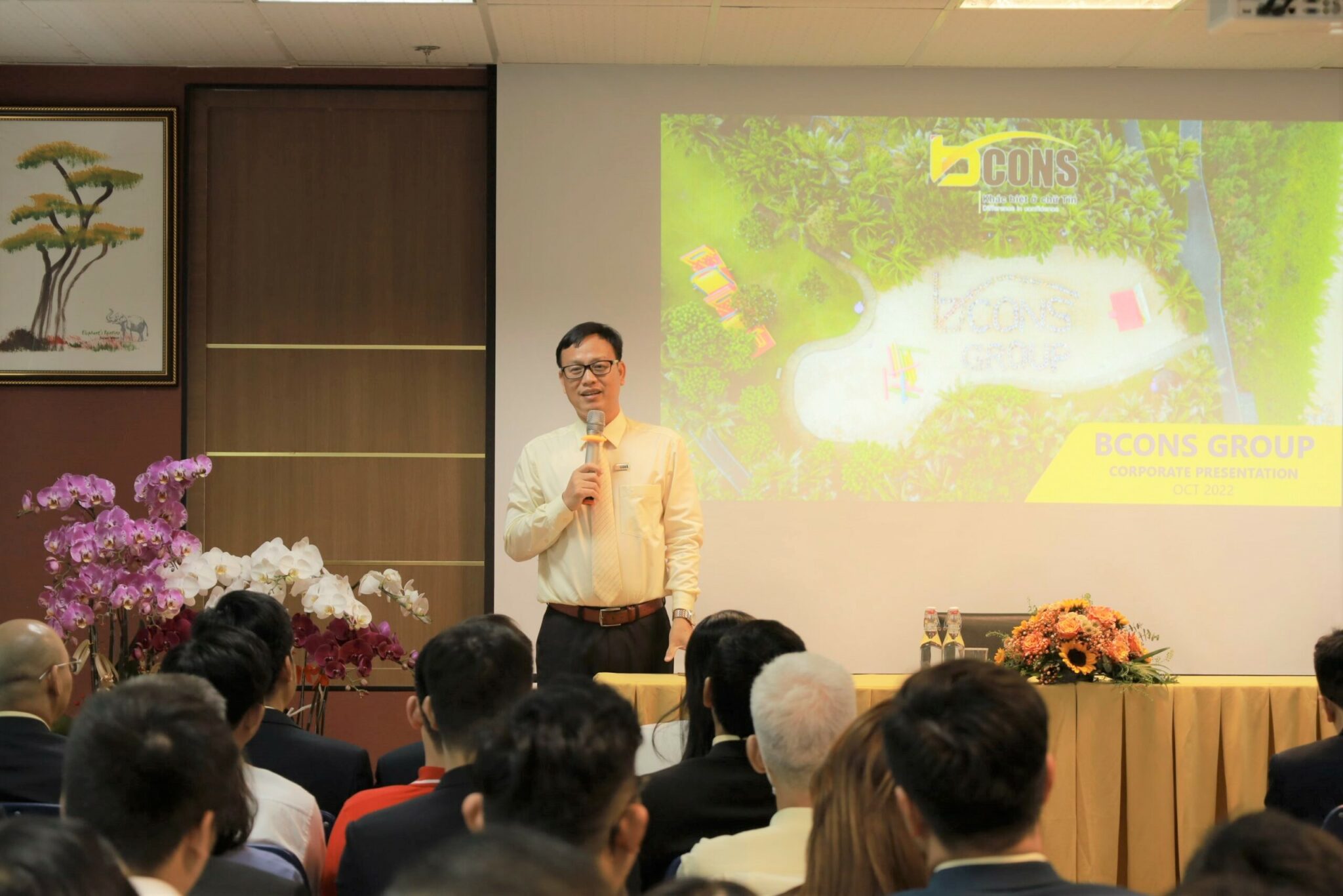 Trang Chủ Bconsland 19 chu tich bcons group